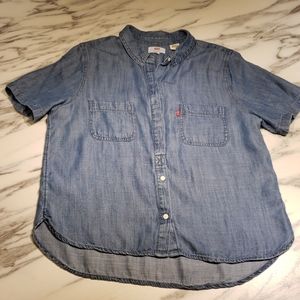 Levi's buttoned-down short sleeve